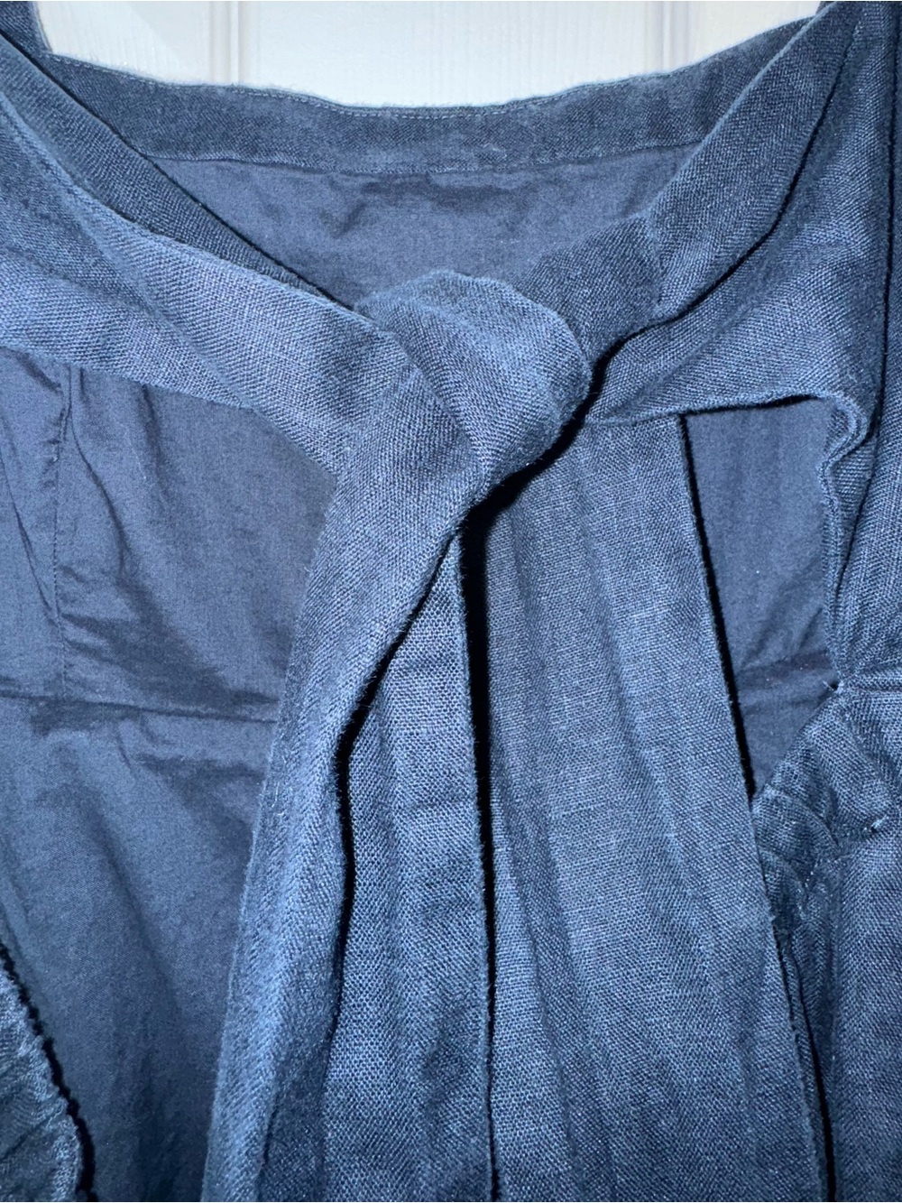 Abercrombie and Fitch Premium Linen Bow Back Maxi Dress - Picture 2 of 11